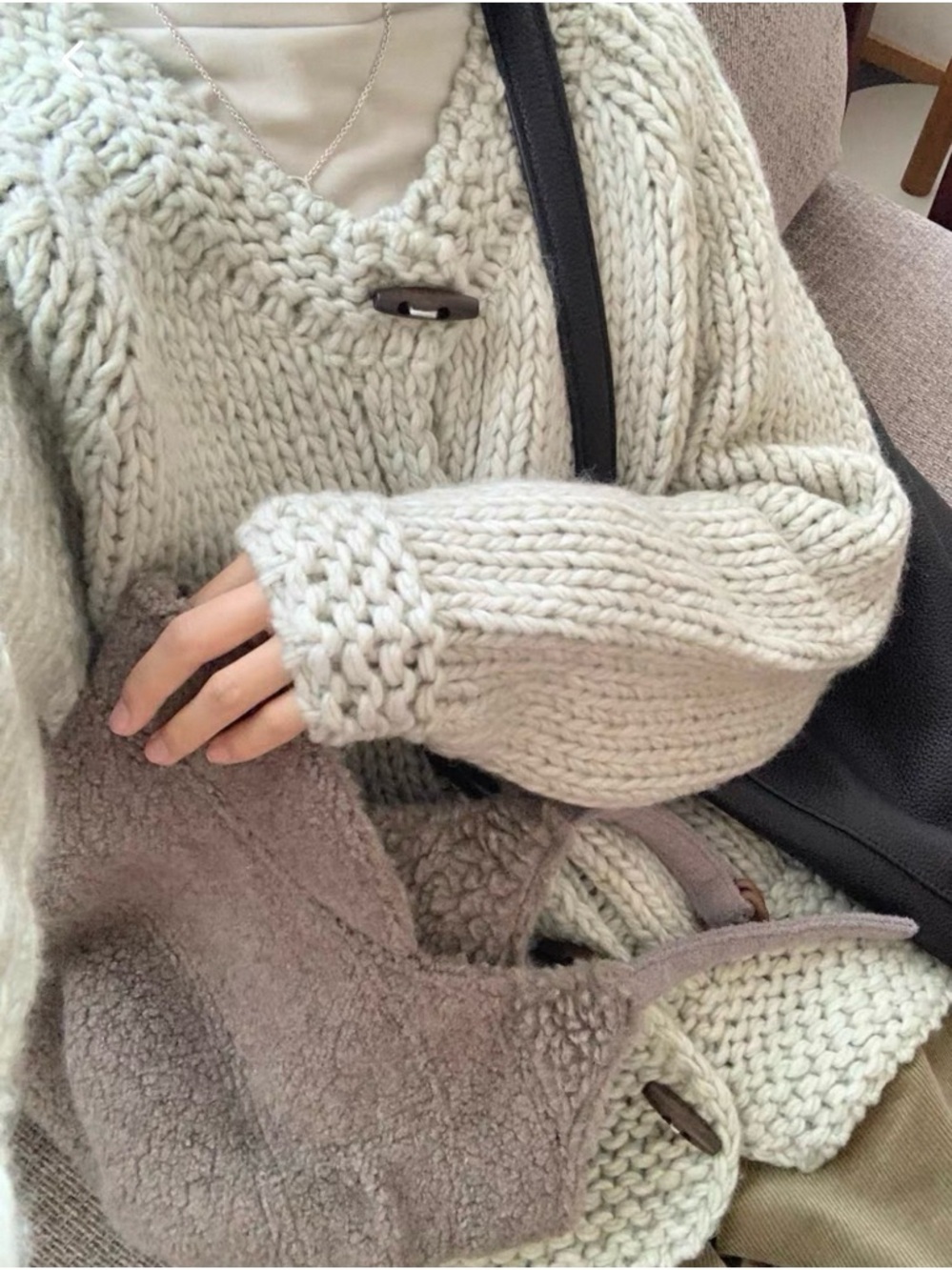 Oversized Chunky Knit Cardigan